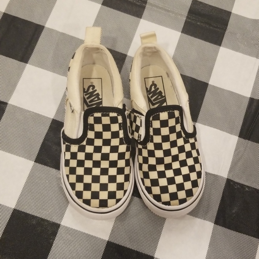 Vans toddler slip on sneaker